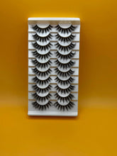 Load image into Gallery viewer, ‘T’ 10 pair lashes
