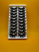 Load image into Gallery viewer, ‘T’ 10 pair lashes