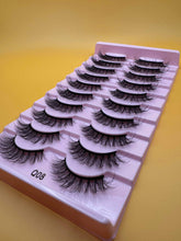 Load image into Gallery viewer, ‘Q’ 10 pair lashes