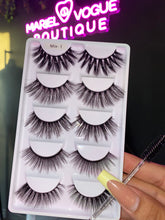 Load image into Gallery viewer, 5 PAIR LASHES.
