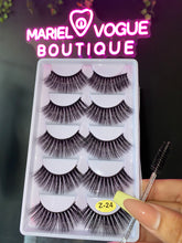 Load image into Gallery viewer, 5 PAIR LASHES.