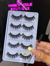 Load image into Gallery viewer, 5 PAIR LASHES.
