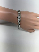 Load image into Gallery viewer, Glamour Link Bracelet
