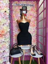 Load image into Gallery viewer, Black Swan Plus Dress
