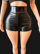 Load image into Gallery viewer, Le Cuir Shorts
