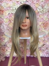 Load image into Gallery viewer, Esme Wig
