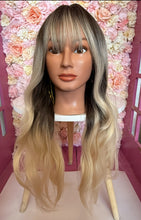 Load image into Gallery viewer, Rachel Wig
