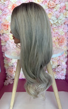 Load image into Gallery viewer, Alicia Wig
