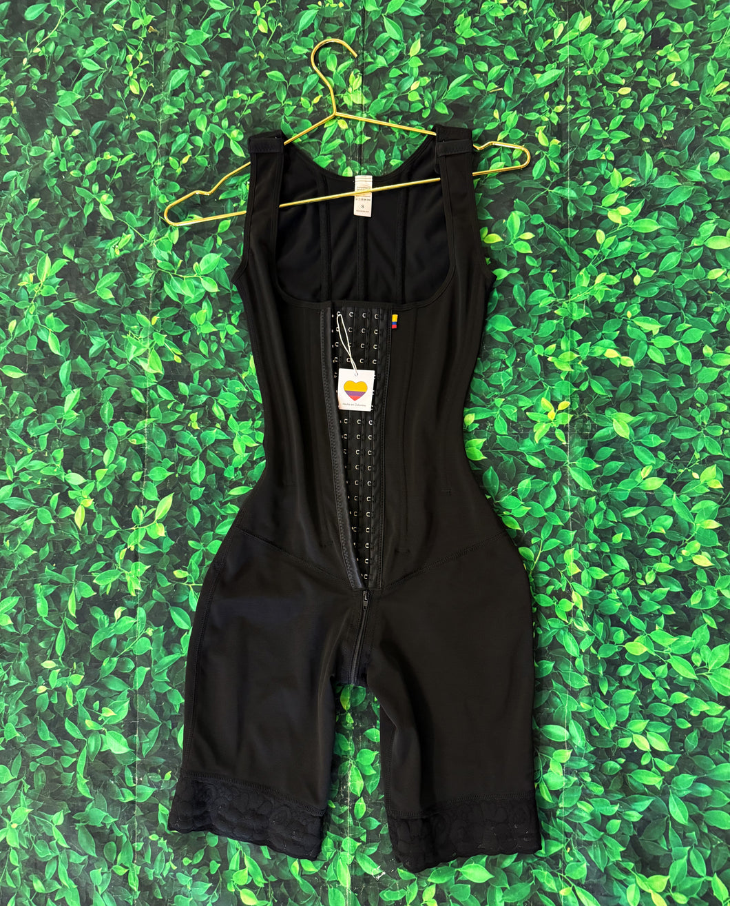 Elite Curves Faja